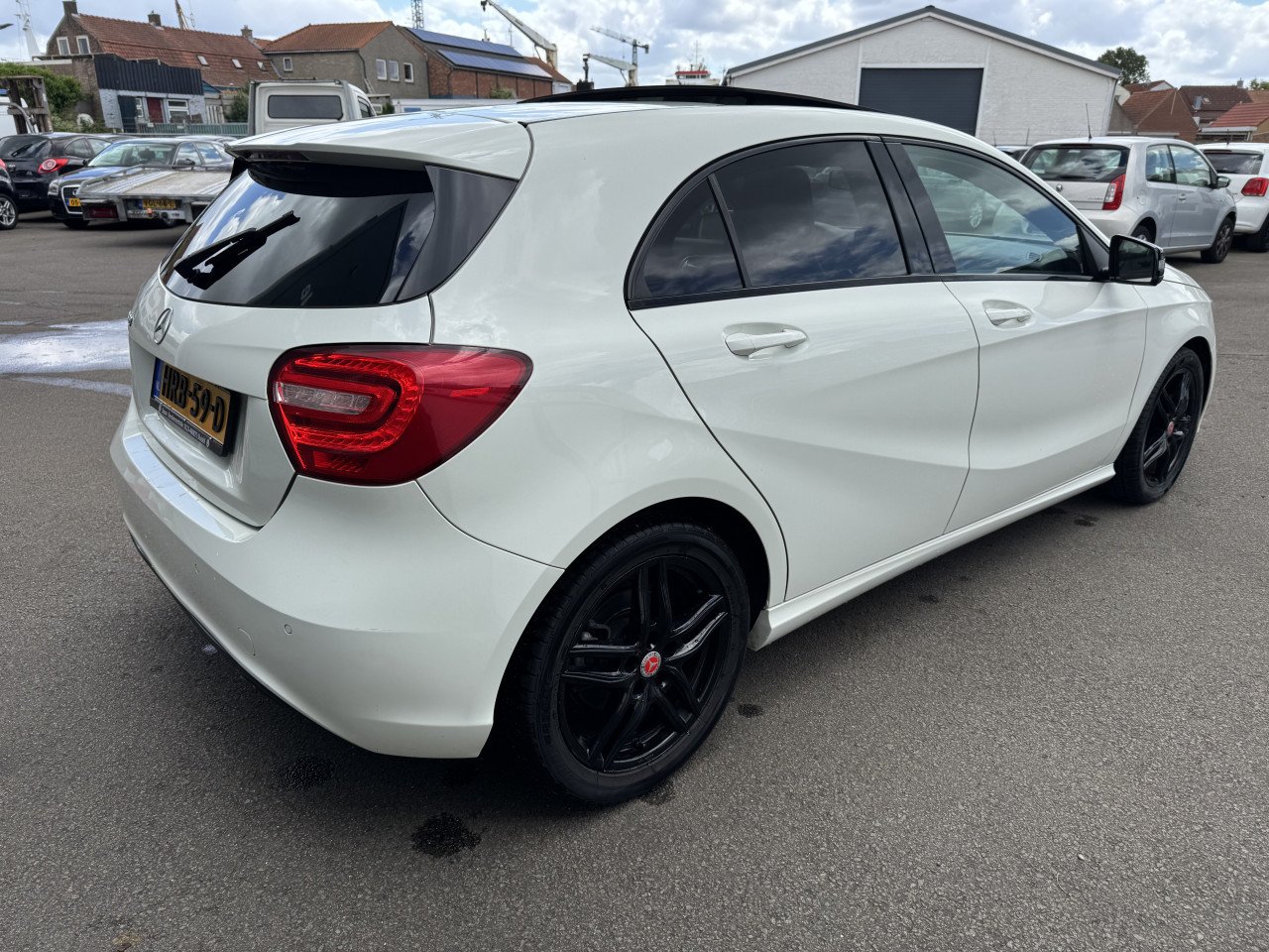 Mercedes A-Klasse 180 Amg line Benzine AIRCO ! ! !