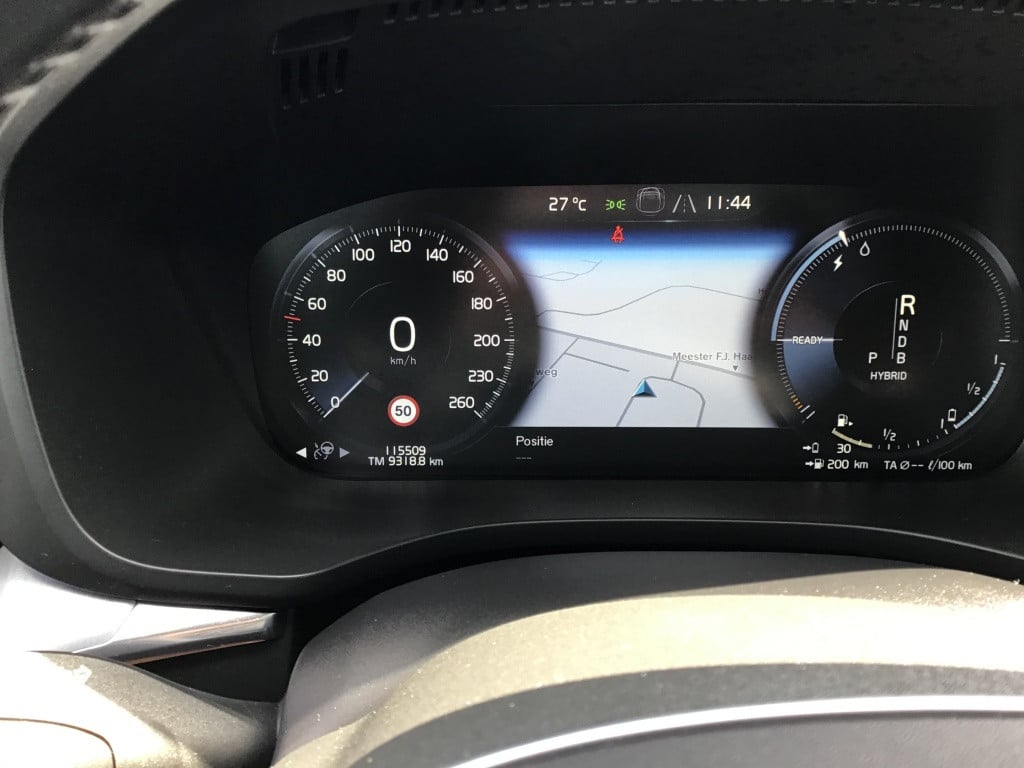 Volvo XC60 t8 390pk recharge mo.pro leder/luchtvering/h.k. audio/360 camera
