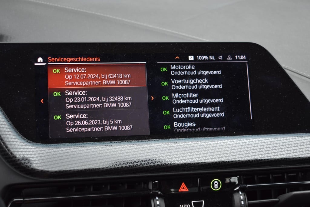 BMW 1 Serie 116i sportline | camera | apple carplay | android auto | nap | 