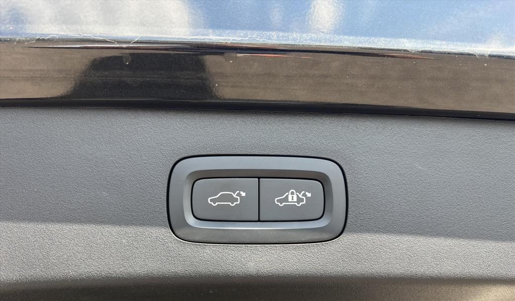 Lynk & Co 01 1.5 261pk phev 7dcth , panodak , adaptive cc , carplay