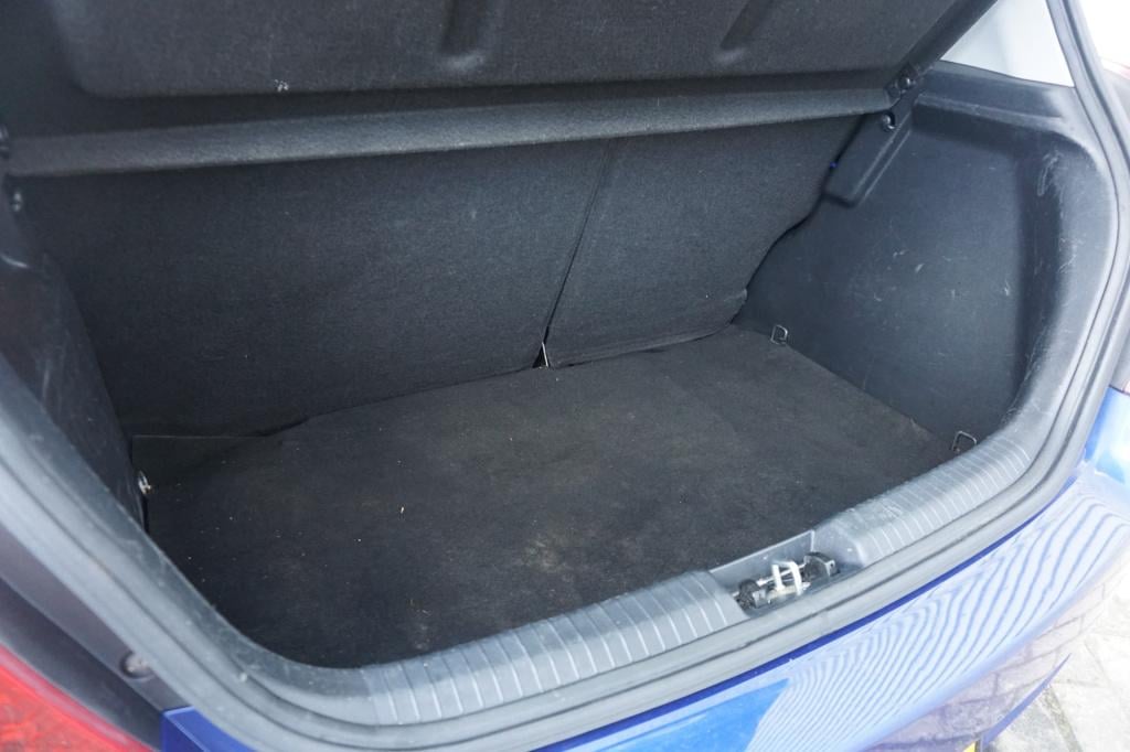 Hyundai I 20 1.2i plus climate / elektr. ramen / nap