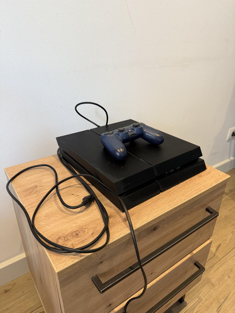 PlayStation 4 met 1 controller