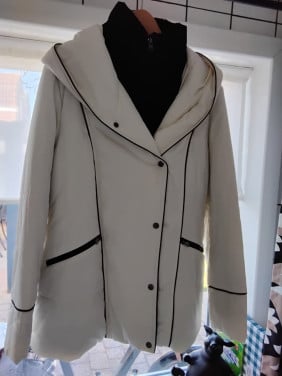 Nieuwe dikke winterjas