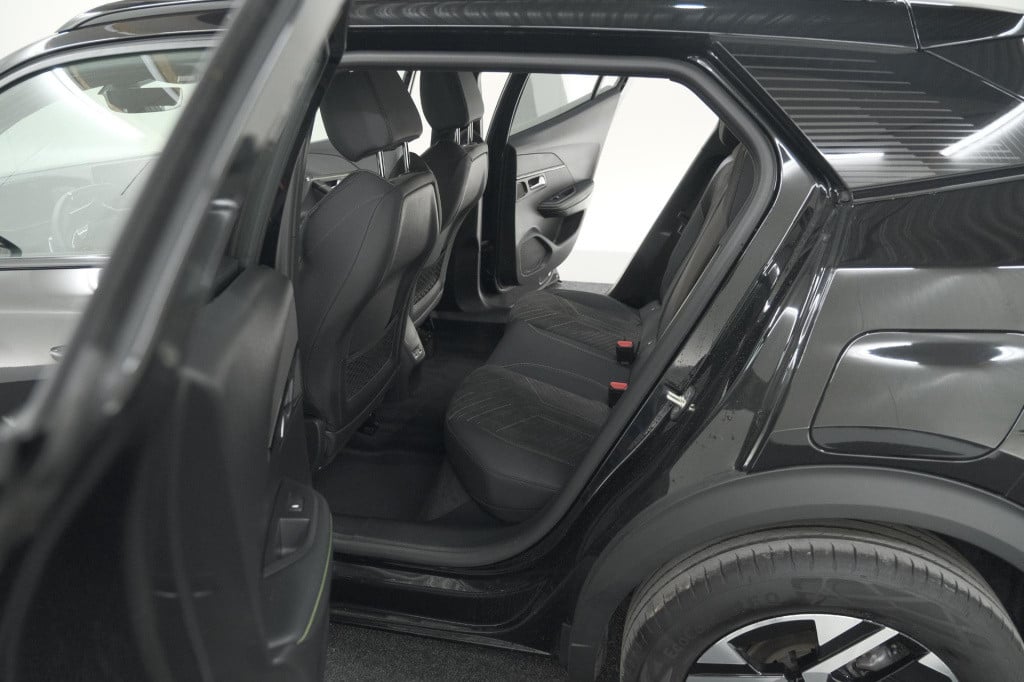 Peugeot 2008 puretech 130 eat8 gt | 360 camera | stoelmassage | adaptieve c