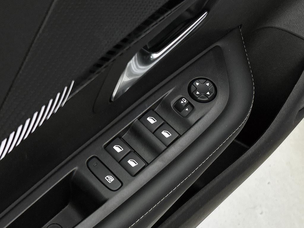 Peugeot 208 hybrid 100 e-dcs6 allure | rijklaar |
