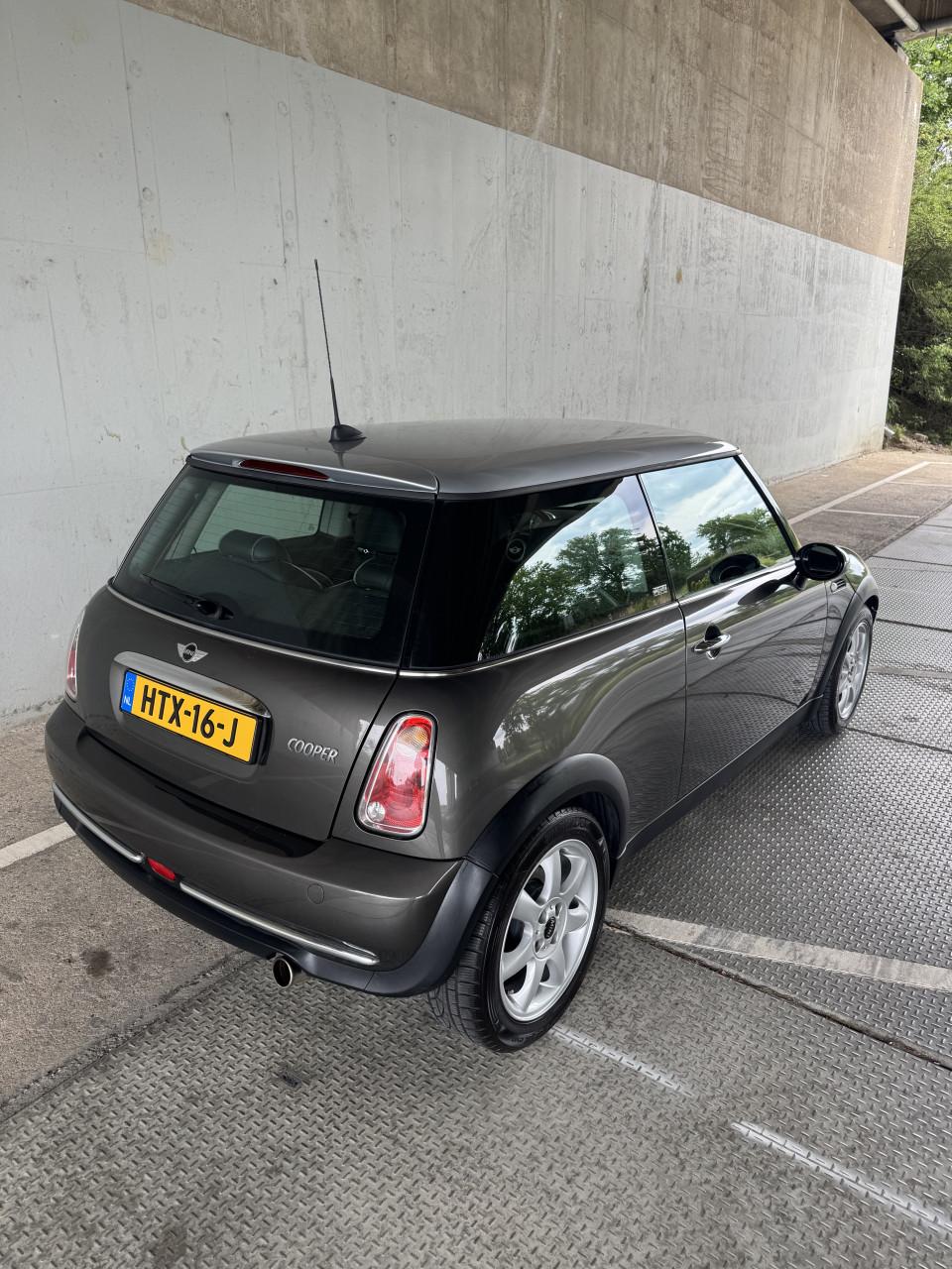 Mini Cooper 1.6 Parklane 180DKM 2006