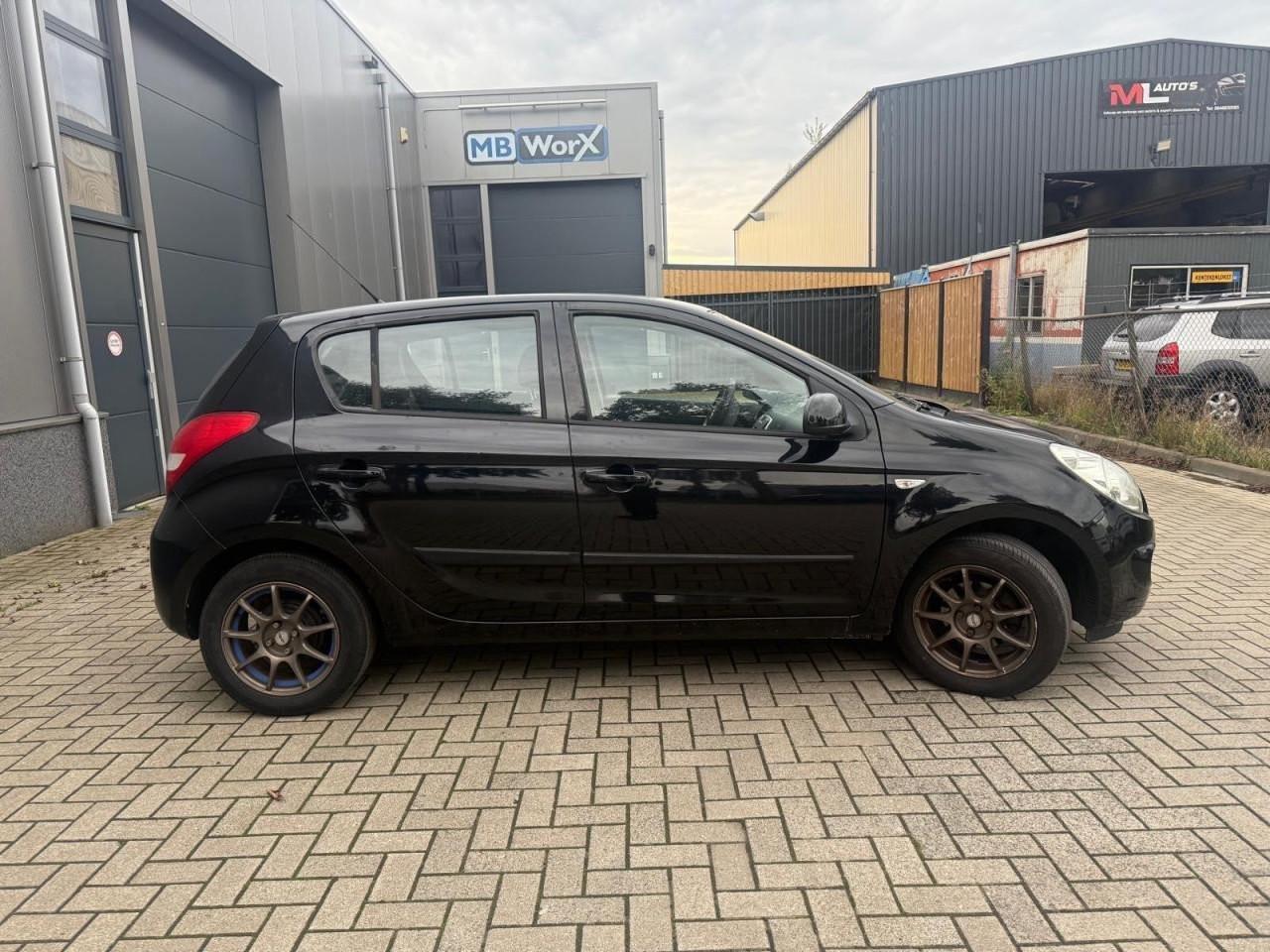 Hyundai i20 1.2i DynamicVersion 157.623KM