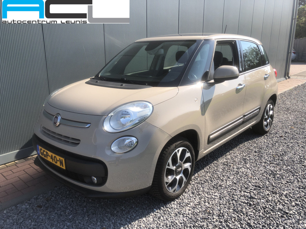 Fiat 500 L living 1.4 t-jet 120pk lounge panoramadak 5-drs