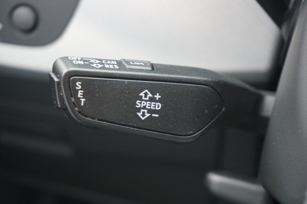 Audi A4 avant 2.0 tdi sport lease edition climate / navi / cruise / parkeer