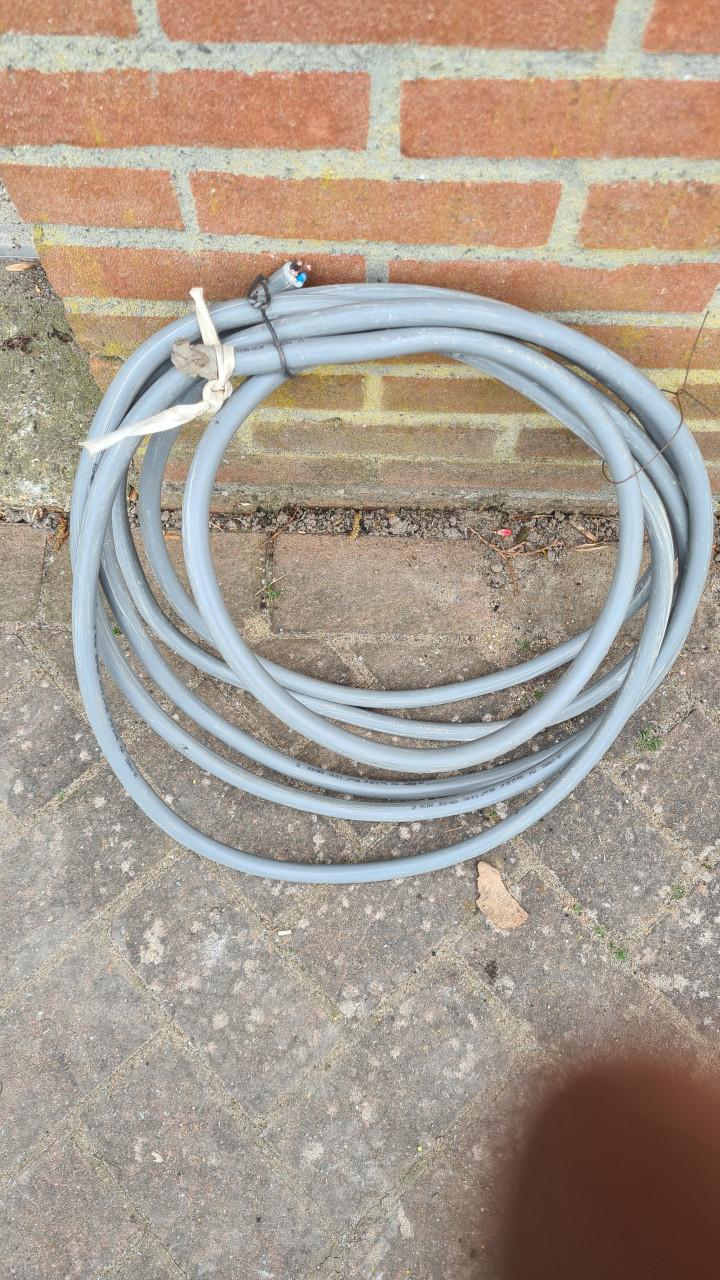 YMvK kabel 5x 6mm2  7,5M