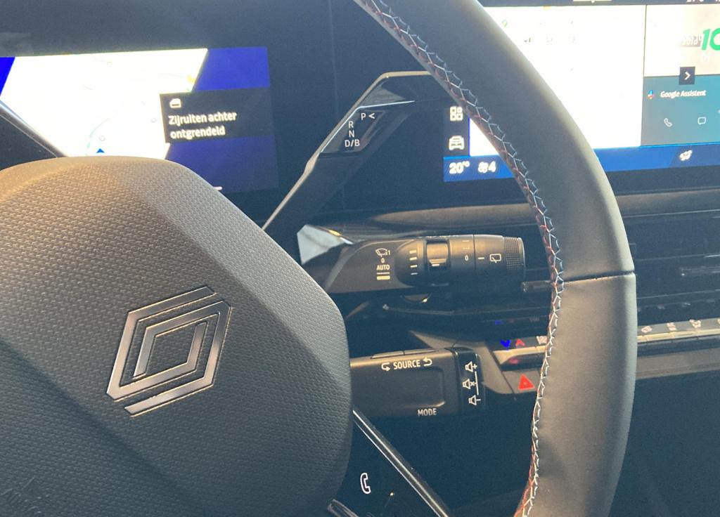 Renault Clio 1.8 hybrid 160 esprit alpine - demo / harman kardon