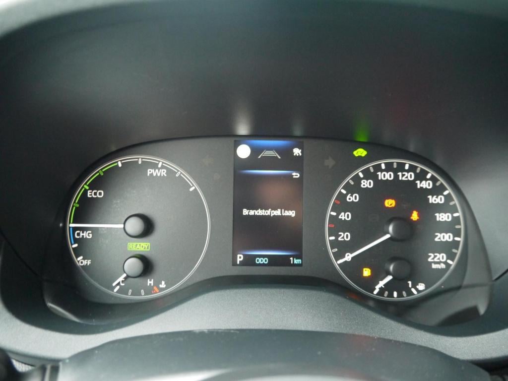 Mazda 2 Hybrid 1.5 centre-line