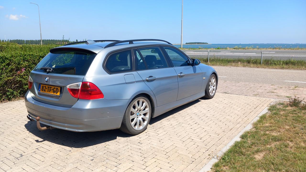 BMW 3-Serie 2.0 I 320 Touring