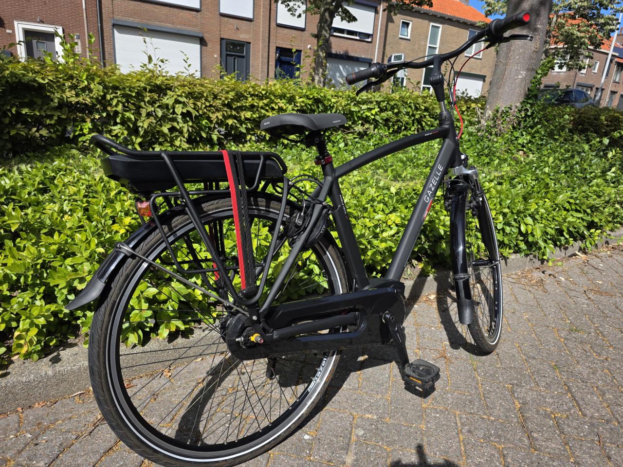 Schitterende Gazelle Vento elektrische heren fiets met Bosch middenmotor