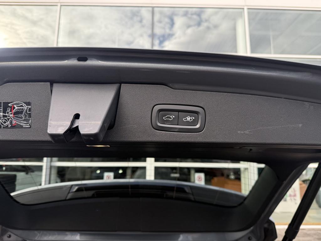 Volvo V60 t6 340pk recharge r-design| adap.cruise| camera| h&k sound| keyl