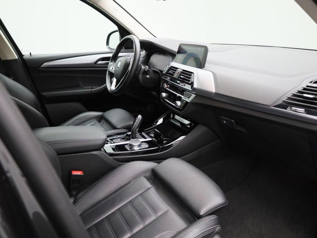 BMW X3 xdrive30e | automaat | climate control | virtual cockpit | apple car