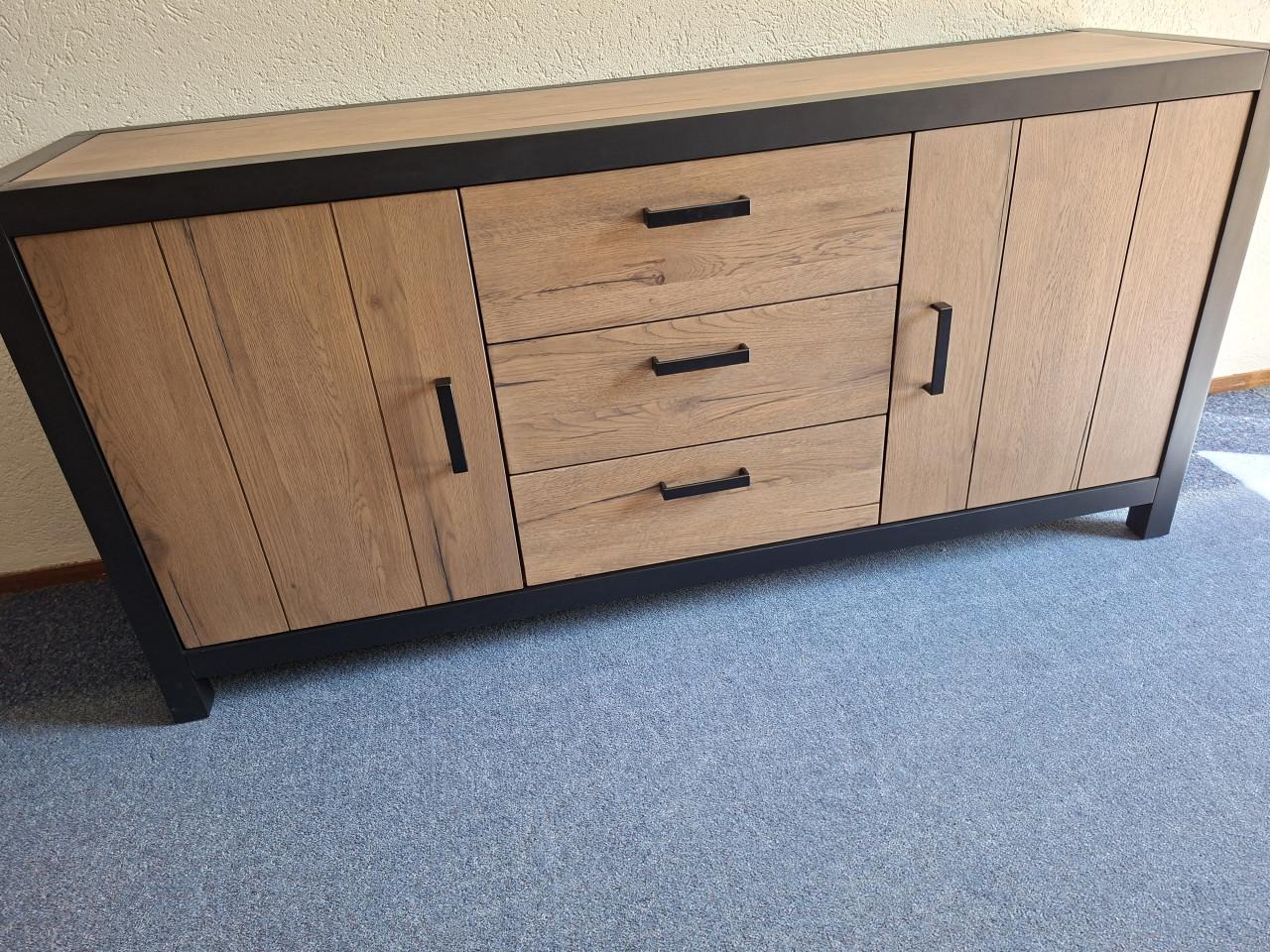 Prachtig dressoir
