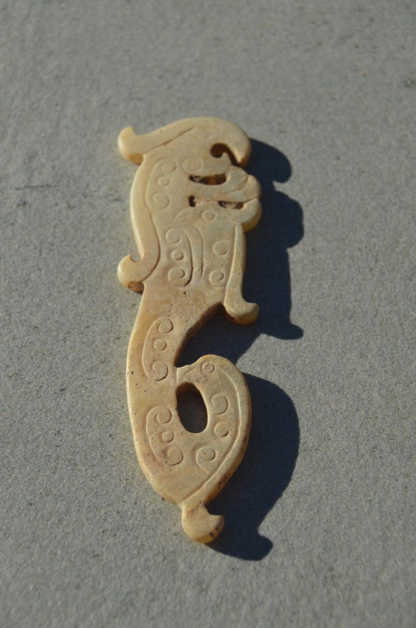 Handgesneden Chinese hanger 'Draak'