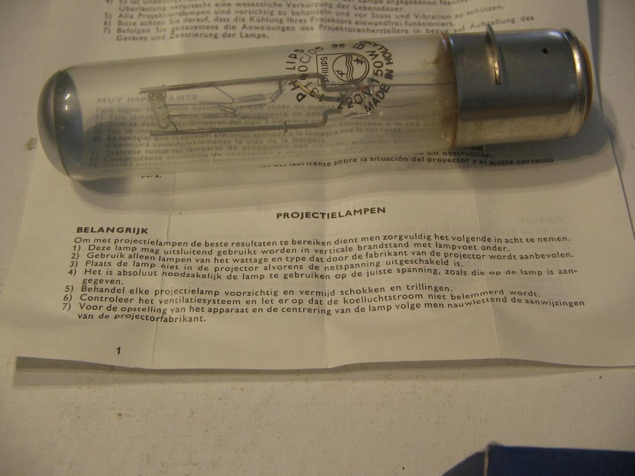 Projectielampen 150 Watt, 300 Watt en 750 Watt.