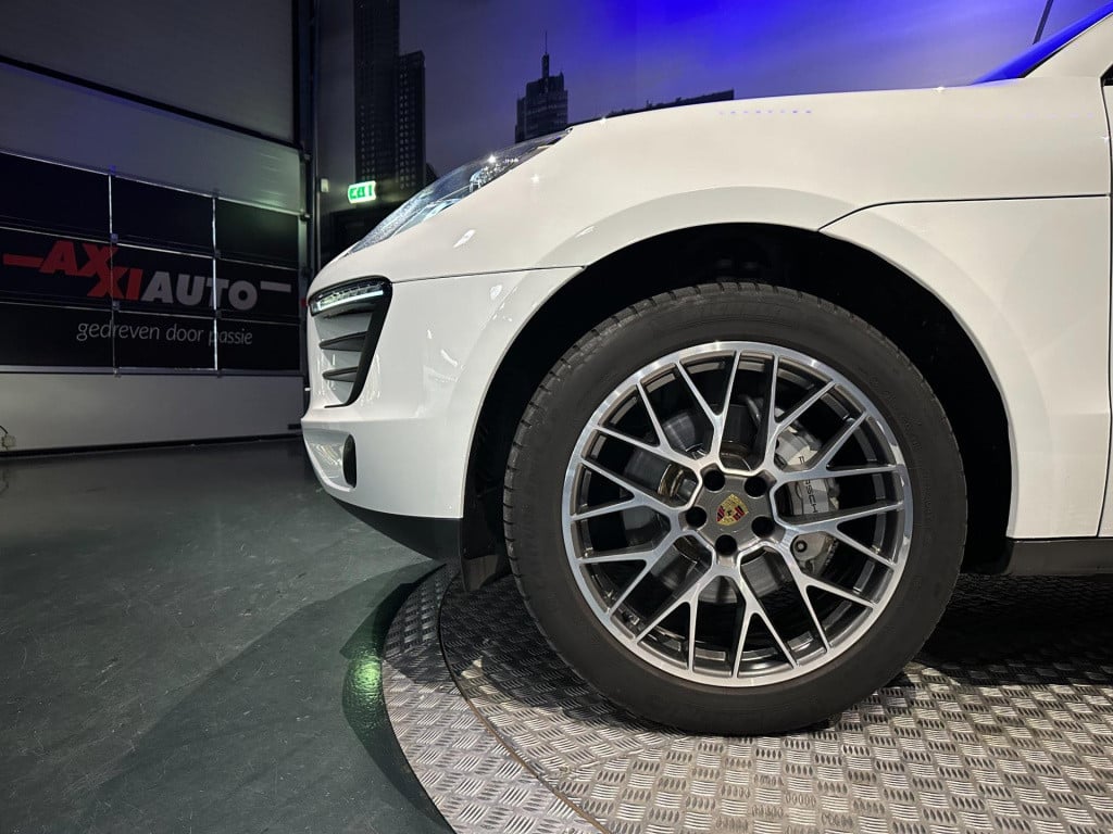 Porsche Macan 3.0 s *luchtvering*sportchrono*stoelventilatie