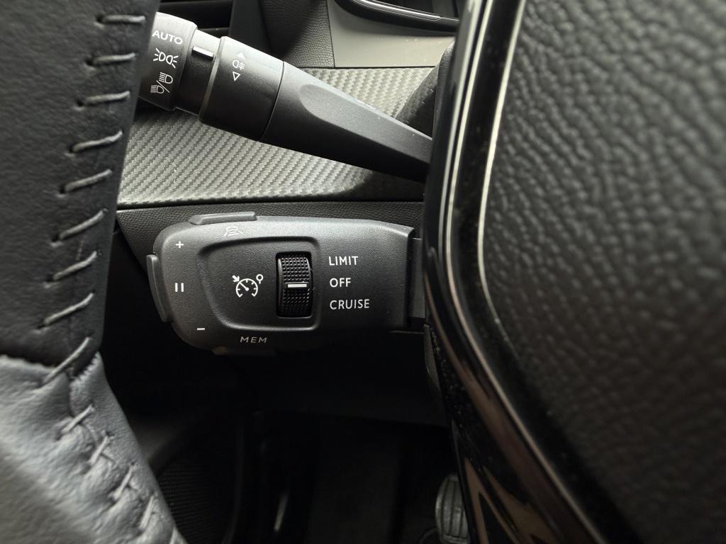 Peugeot 2008 1.2 puretech allure - 360 graden camera - adaptieve cruise con