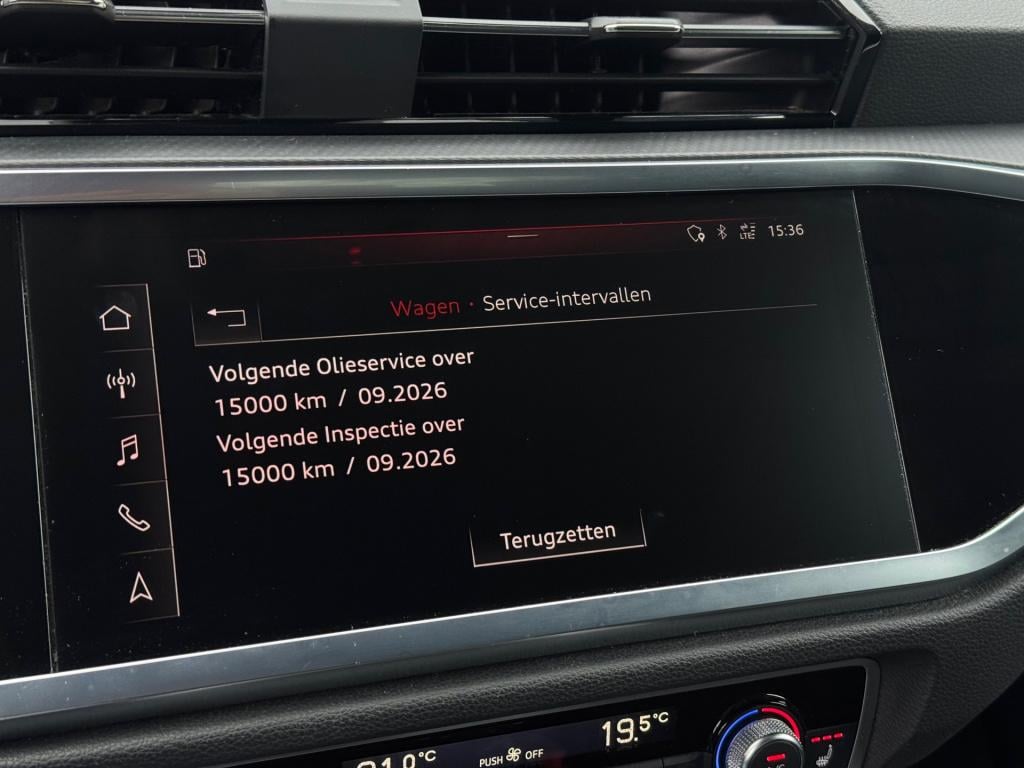 Audi Q3 35 tfsi * matrix led * stoelverwarming * adaptive cruise control