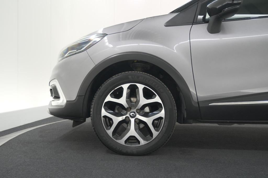 Renault Captur 90 tce intens | trekhaak |  camera | navigatie | parkeersens