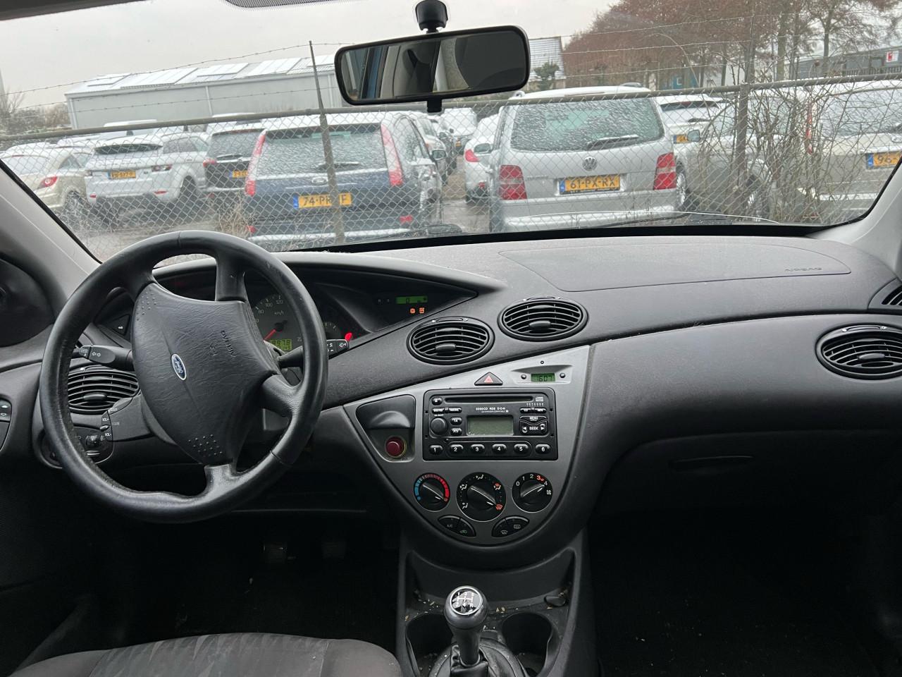 Ford Focus Wagon 1.8-16V Trend Vol Jaar Apk