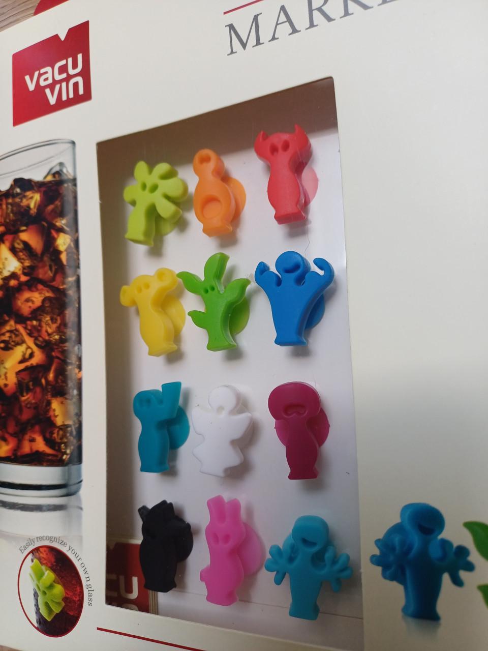 NIEUW: Vacu Vin Glass Markers - set van 12 party figuurtjes!