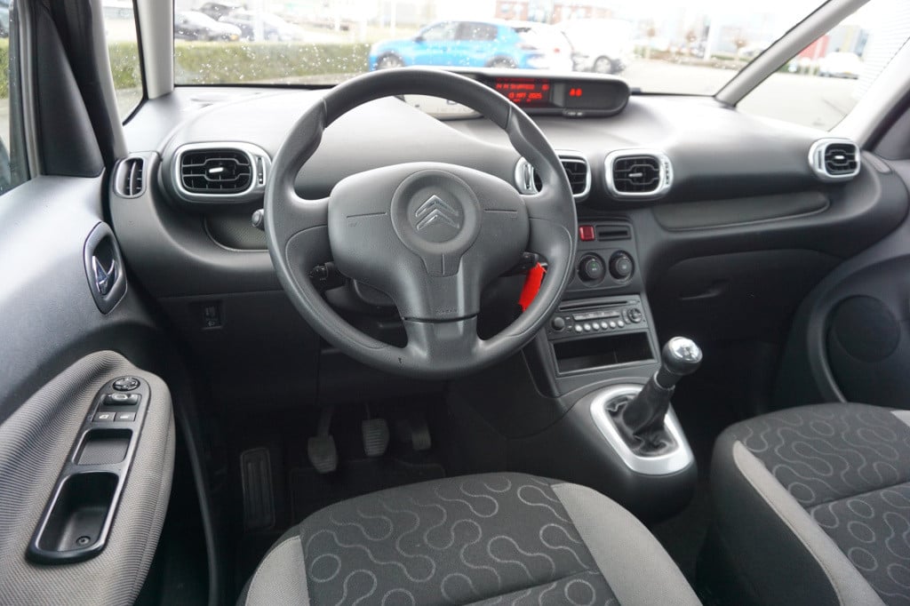 Citroen C3 picasso 1.4 vti aura airco  / elektr. ramen / trekhaak / nap