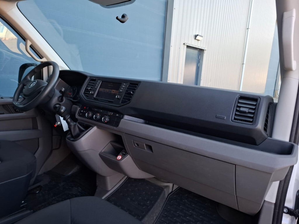 Volkswagen Crafter 35 2.0 tdi l3h3 highline airco / cruise controle / navi 