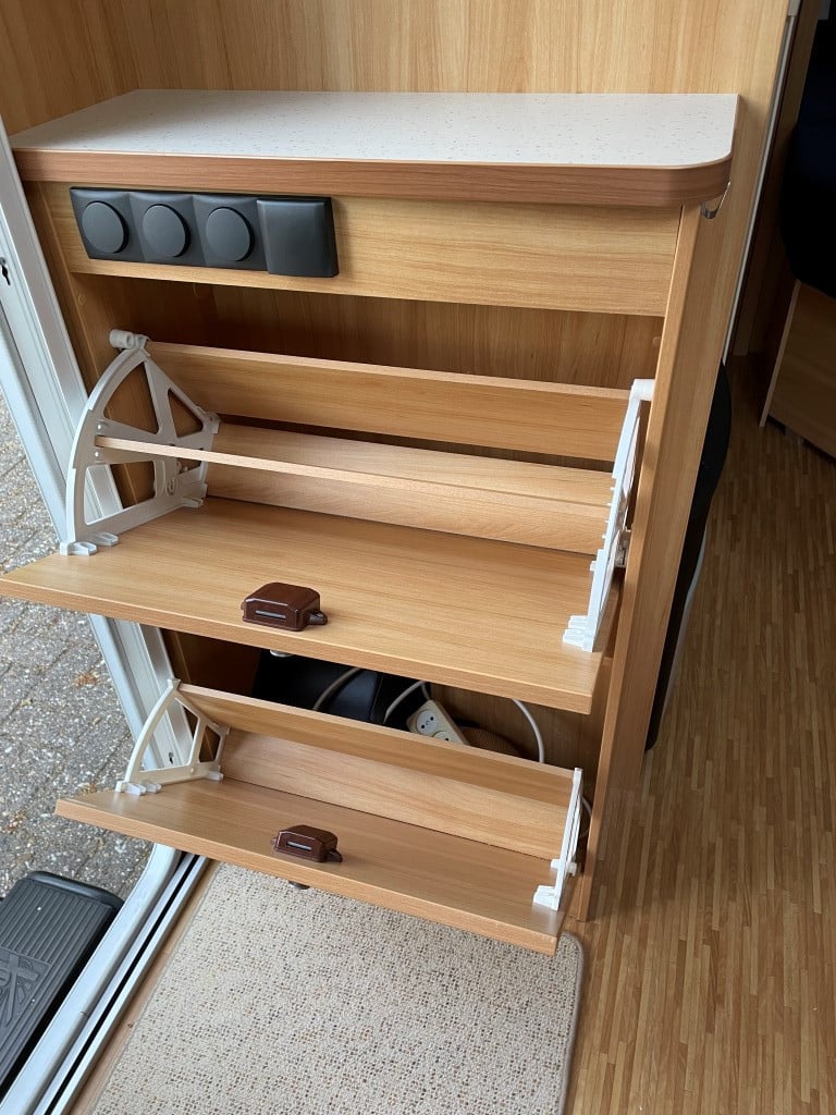 Dethleffs Camper 450  DB met mover