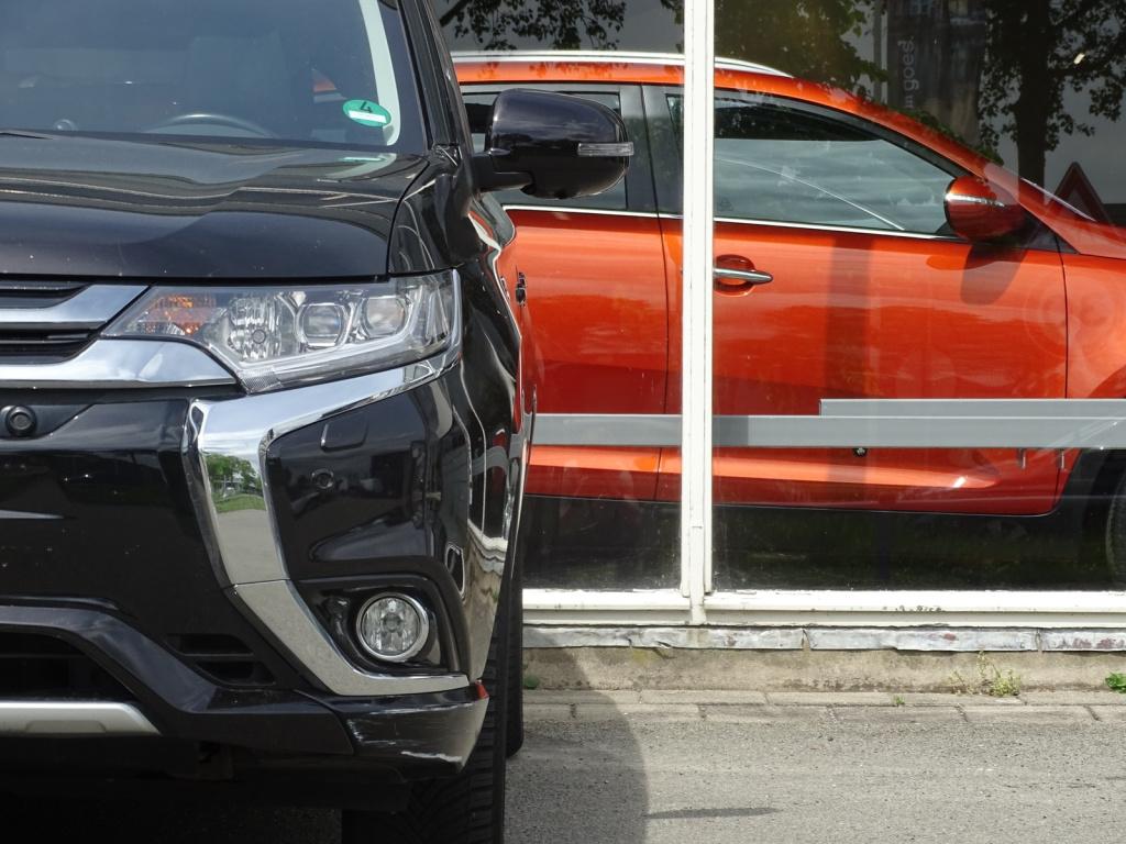 Mitsubishi Outlander 2.0 phev instyle+ schuif-/kanteldak | stoel-/stuurverw