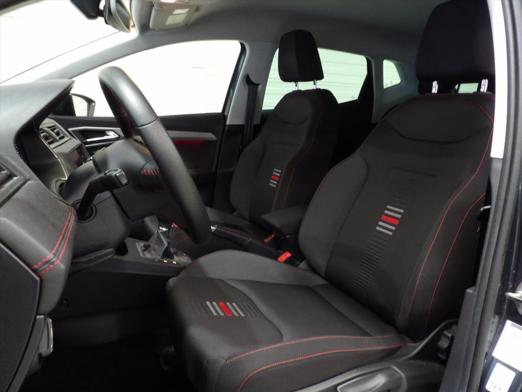 Seat Ibiza 1.0 ecotsi 95pk fr business intense