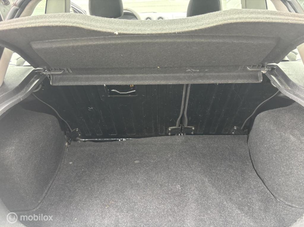 Ford Fiesta 1.4-16v ambiente