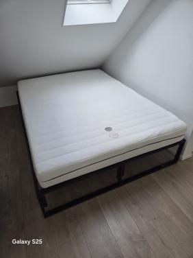 Bed 160 x 200 tweepersoons