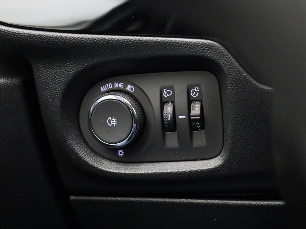 Opel Corsa 1.2 level 3 | apple carplay / android auto | virtual cockpit | d