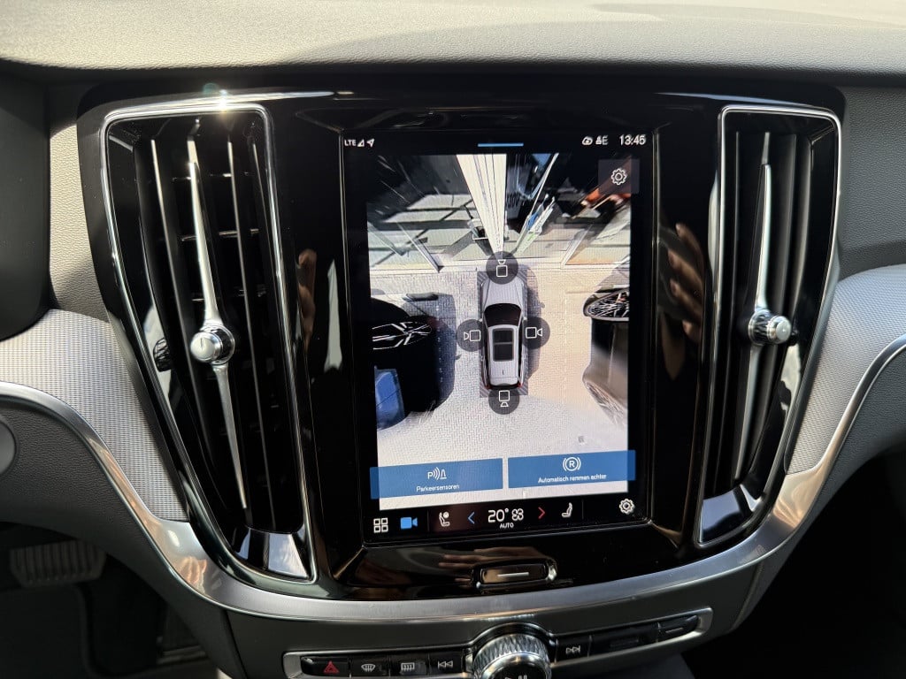 Volvo V60 t6 398pk recharge plus dark| adap.cruise| 360camera| trekaak