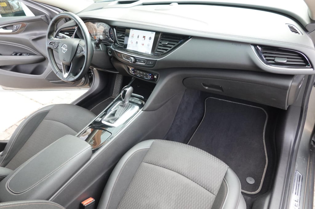Opel Insignia sports tourer 1.5 turbo innovation