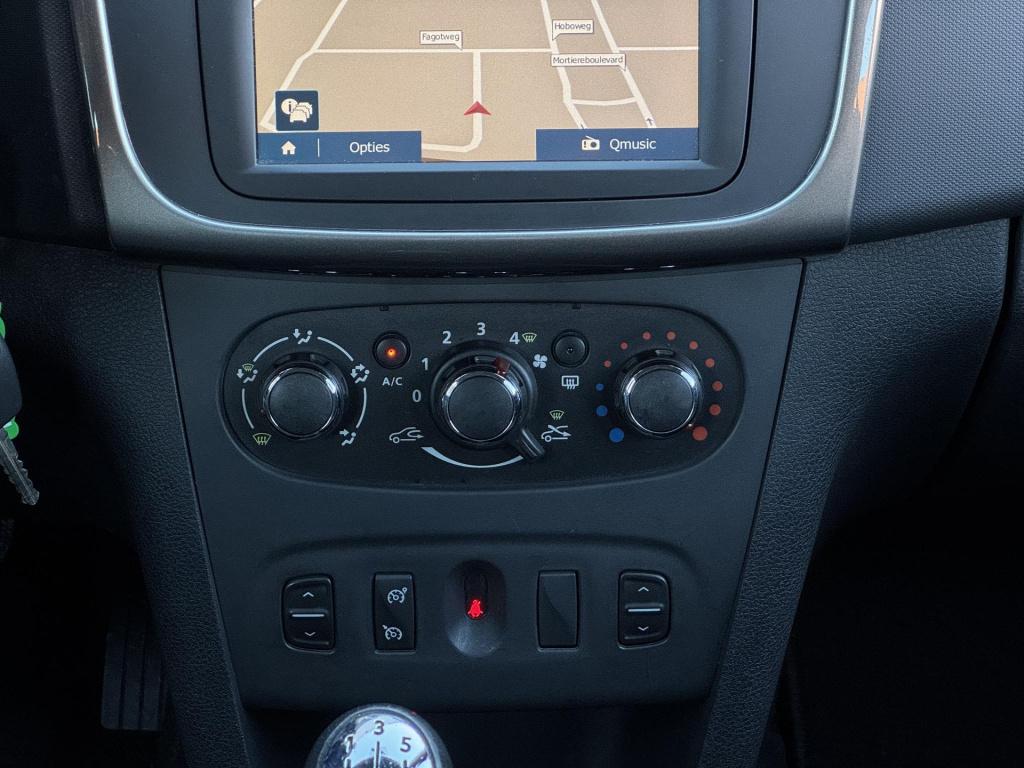 Dacia Logan mcv 0.9 tce lauréate nav pack, airco nl-auto!