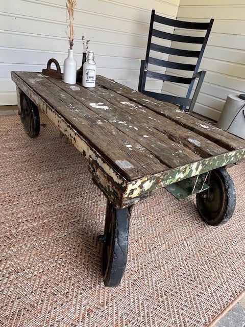 Industriële salontafel
