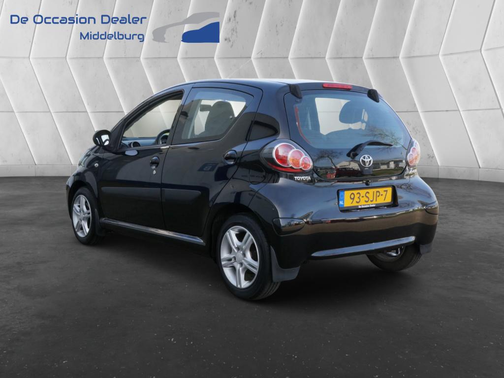 Toyota Aygo 1.0-12v comfort navigator rijklaar incl garantie