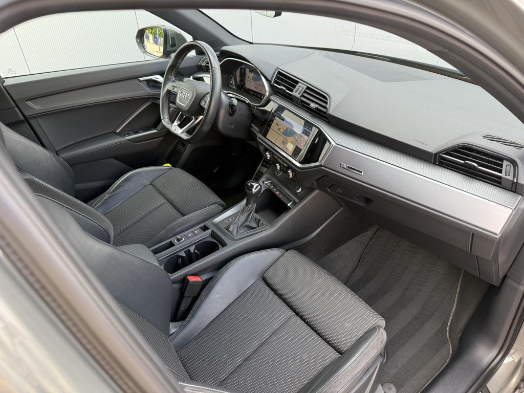 Audi Q3 45 tfsi e hybrid 245pk s edition s-line | keyless | camera