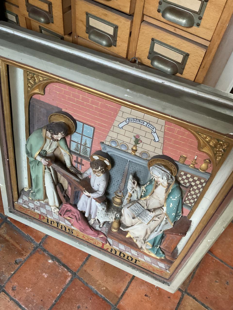 Antiek paneel uit kerk