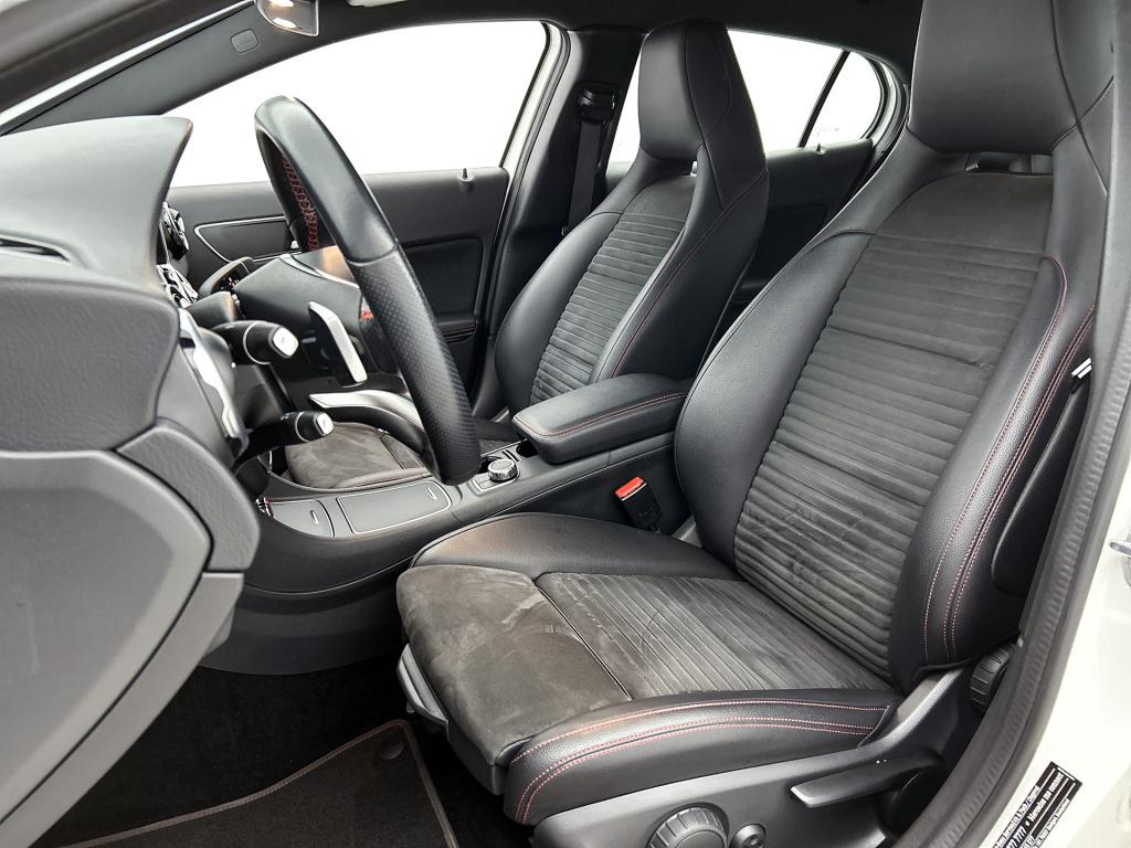 Mercedes-Benz Gla-klasse 180 business solution amg | achteruitrijcamera | t