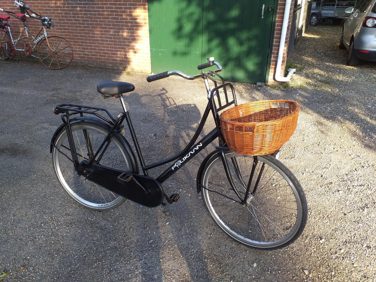""""MOOIE OMAFIETS MET MAND """"