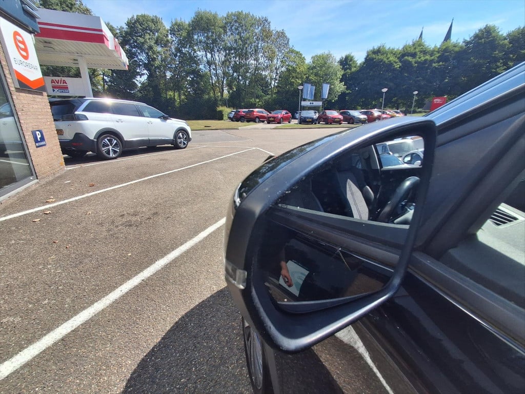 Peugeot 3008 1.2 pt 130pk s&s allure navigatie | apple carplay & android au