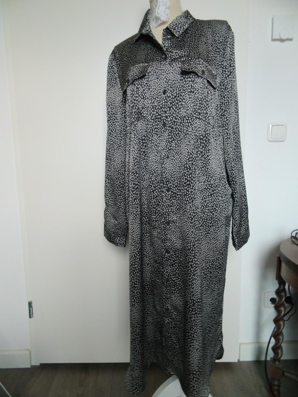 Jurk van Vero Moda maat L.