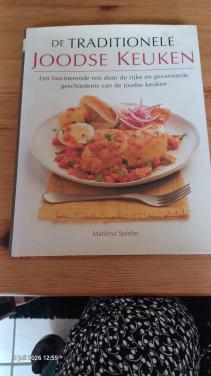 Kookboek. De Traditionale Joodse Keuken