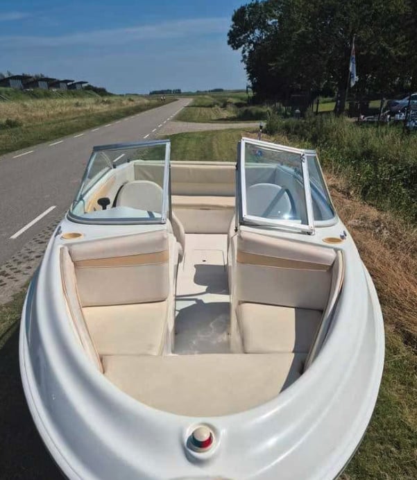 In Prijs Verlaagd: Bowrider 535 Vaarklaar inclusief trailer